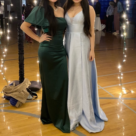 Emerald Green Off The Shoulder Side Slit Dress - Picture 3 of 3